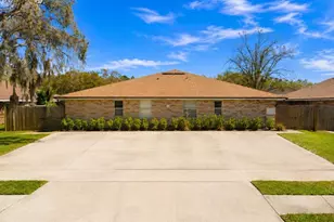 3132 Bloomingdale Villas Ct, Brandon, FL 33511 - Photo 1
