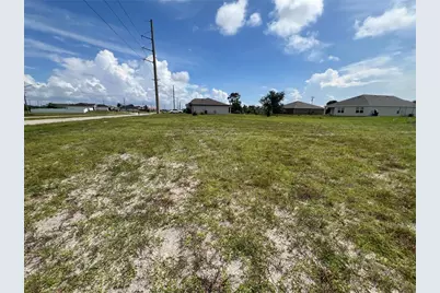 2612 Santa Barbara Boulevard N, Cape Coral, FL 33993 - Photo 3