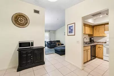 3132 Bloomingdale Villas Court, Brandon, FL 33511 - Photo 43