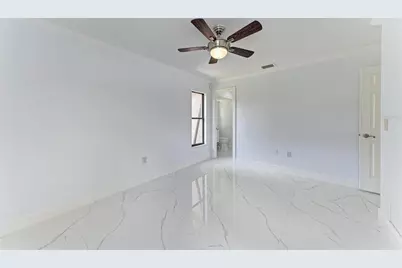 6540 Mauna Loa Boulevard, Sarasota, FL 34241 - Photo 25