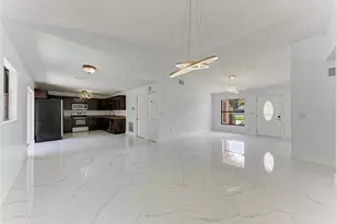 6540 Mauna Loa Blvd, Sarasota, FL 34241 - Photo 21