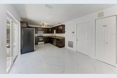 6540 Mauna Loa Boulevard, Sarasota, FL 34241 - Photo 15
