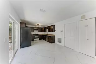 6540 Mauna Loa Blvd, Sarasota, FL 34241 - Photo 15