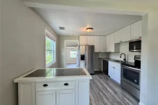 4727 20th St N, Saint Petersburg, FL 33714 - Photo 7