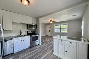 4727 20th St N, Saint Petersburg, FL 33714 - Photo 9