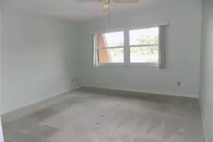 9663 86th Ave, Seminole, FL 33777 - Photo 7