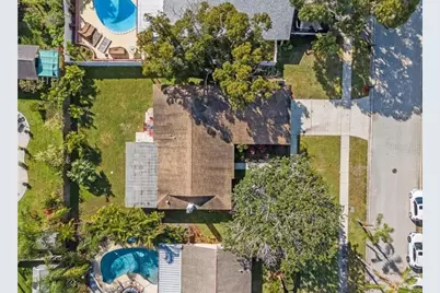 11145 Bella Loma Drive, Largo, FL 33774 - Photo 3