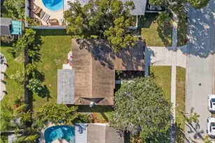 11145 Bella Loma Dr, Largo, FL 33774 - Photo 3