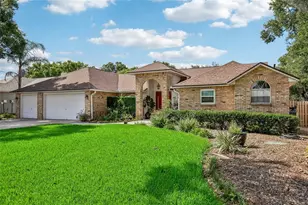3949 Appletree Dr, Valrico, FL 33594 - Photo 5