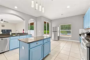 10637 Liberty Bell Dr, Tampa, FL 33647 - Photo 17