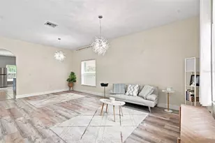 10637 Liberty Bell Dr, Tampa, FL 33647 - Photo 7