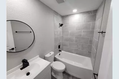 1207 62nd Avenue E, Bradenton, FL 34203 - Photo 41