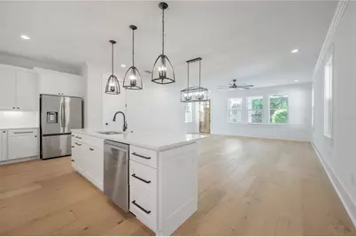 802 E Wilder Avenue, Tampa, FL 33603 - Photo 11