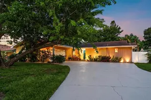 12811 Lake Dr, Largo, FL 33774 - Photo 1