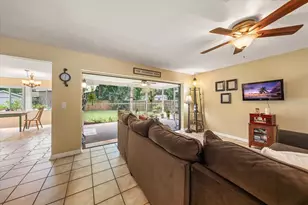 12811 Lake Dr, Largo, FL 33774 - Photo 11