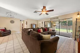 12811 Lake Dr, Largo, FL 33774 - Photo 33