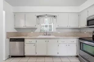 1706 Belleair Forest Dr, Clearwater, FL 33756 - Photo 13
