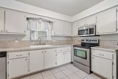 1706 Belleair Forest Drive #136, Clearwater, FL 33756 - Photo 11