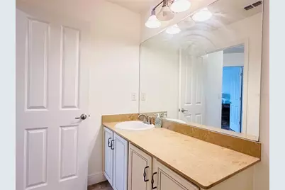 10132 Grand Oak Circle, Madeira Beach, FL 33708 - Photo 27