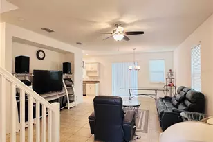 10132 Grand Oak Cir, Madeira Beach, FL 33708 - Photo 5