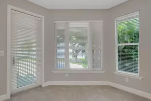 5918 Bahama Shores Dr S, Saint Petersburg, FL 33705 - Photo 27