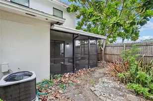 2417 W Stroud Ave, Tampa, FL 33629 - Photo 35