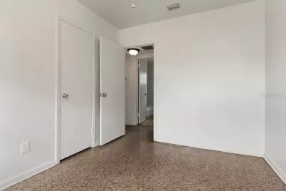 8709 N Renfrew Place, Tampa, FL 33604 - Photo 11