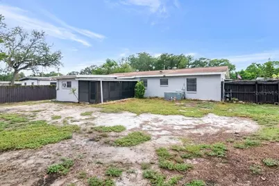 8709 N Renfrew Place, Tampa, FL 33604 - Photo 19