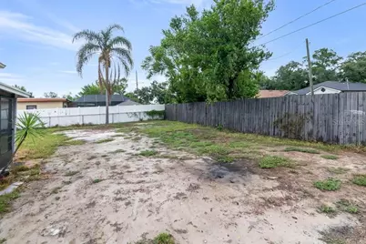 8709 N Renfrew Place, Tampa, FL 33604 - Photo 21