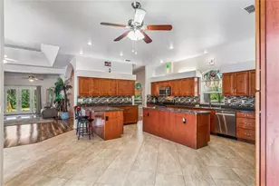 12408 Kanawha Dr, Weeki Wachee, FL 34614 - Photo 37
