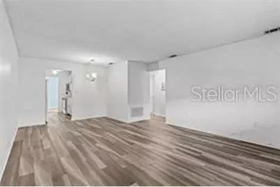 5257 81st Lane N #17, Saint Petersburg, FL 33709 - Photo 5