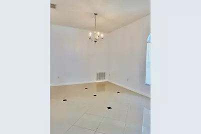 6759 Krenson Oaks Circle, Lakeland, FL 33810 - Photo 3