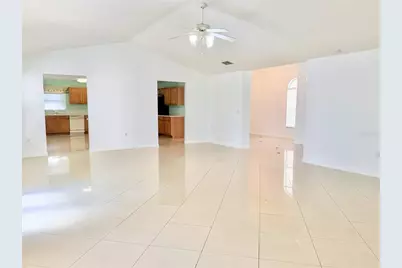 6759 Krenson Oaks Circle, Lakeland, FL 33810 - Photo 5