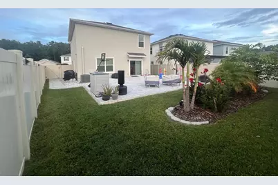 32804 Brooks Hawk Ln, Wesley Chapel, FL 33543 - Photo 7