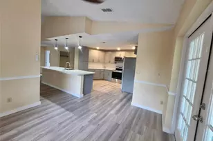 5137 Montford Cir, Spring Hill, FL 34606 - Photo 7