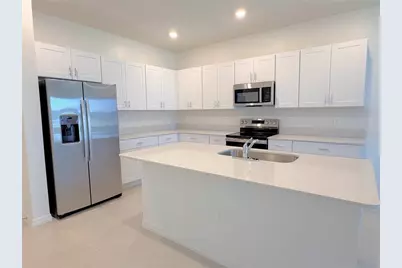 36162 Obsidion Lane, Zephyrhills, FL 33541 - Photo 5