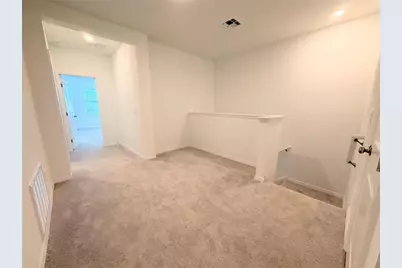 36162 Obsidion Lane, Zephyrhills, FL 33541 - Photo 13