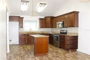 1913 Firethorn Ct, Brandon, FL 33511 - Photo 7