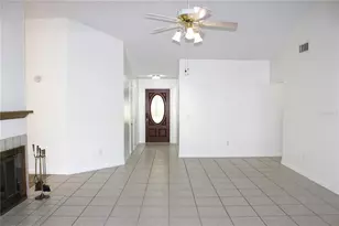 1913 Firethorn Ct, Brandon, FL 33511 - Photo 13