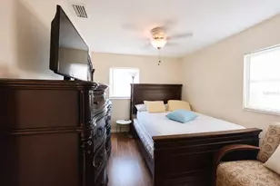 5814 Hammon Dr, Tampa, FL 33619 - Photo 9
