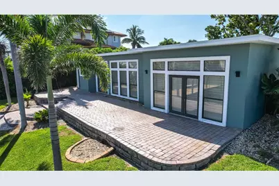 440 Palm Island SE, Clearwater Beach, FL 33767 - Photo 7
