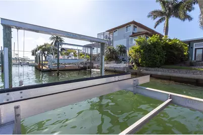 440 Palm Island SE, Clearwater Beach, FL 33767 - Photo 49