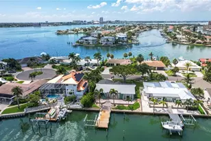 440 Palm Island SE, Clearwater Beach, FL 33767 - Photo 41