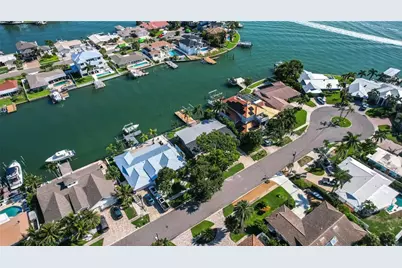 440 Palm Island SE, Clearwater Beach, FL 33767 - Photo 53