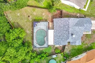 2041 Shadow Pine Dr, Brandon, FL 33511 - Photo 23