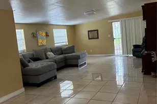 6211 N Clark Ave, Tampa, FL 33614 - Photo 5