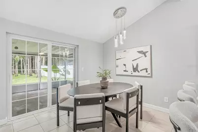 16206 Sagebrush Road, Tampa, FL 33618 - Photo 9