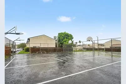 908 Byron Lane #6, Sarasota, FL 34243 - Photo 33