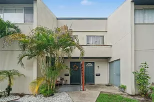 908 Byron Ln, Sarasota, FL 34243 - Photo 1