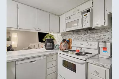 908 Byron Lane #6, Sarasota, FL 34243 - Photo 13